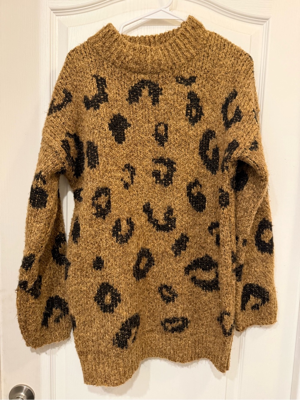 Universal Thread Leopard Print Funnel Neck Sweater - Tan & Black
